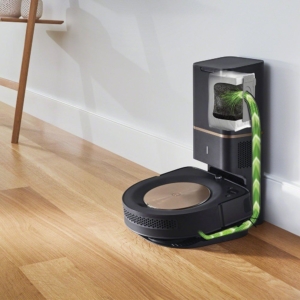 iRobot Roomba s9+ automatische Entleerung an der Dockingstation